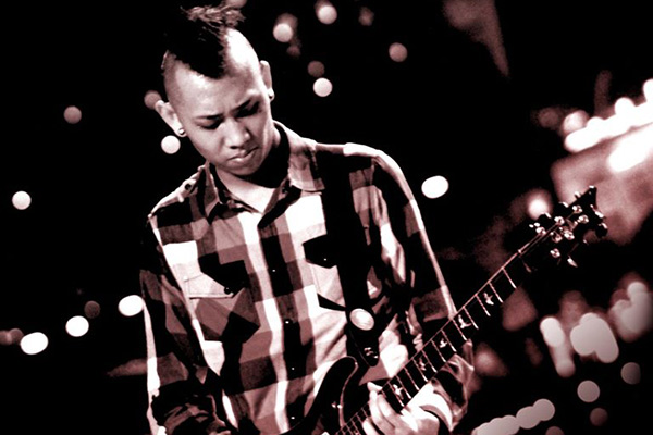 guitar instructor singapore fugene choy